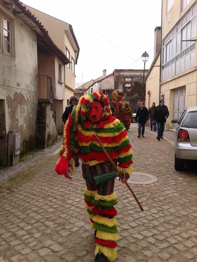 O Palheirinho - - Braganca Samil